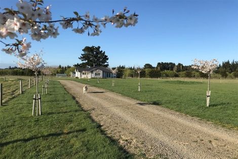Photo of property in 627 Carrs Road, Loburn, Rangiora, 7472