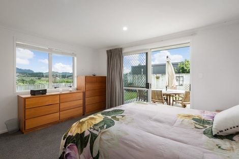 Photo of property in 15 Reel Road, Athenree, Waihi Beach, 3611