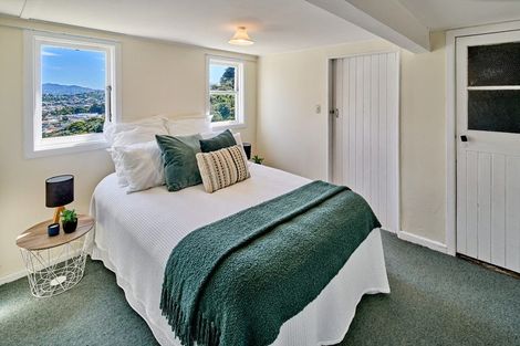 Photo of property in 106 Sidlaw Street, Strathmore Park, Wellington, 6022