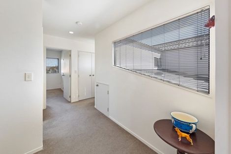 Photo of property in 9 Spalding Rise, Golflands, Auckland, 2013