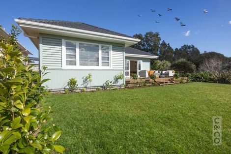 Photo of property in 29 Cambridge Road, Riverhead, 0820