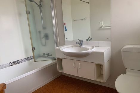 Photo of property in 136 Prince Regent Drive, Half Moon Bay, Auckland, 2012