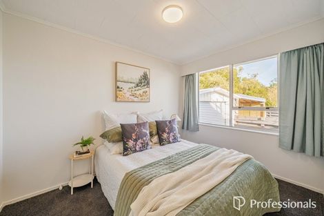 Photo of property in 180 Major Drive, Kelson, Lower Hutt, 5010