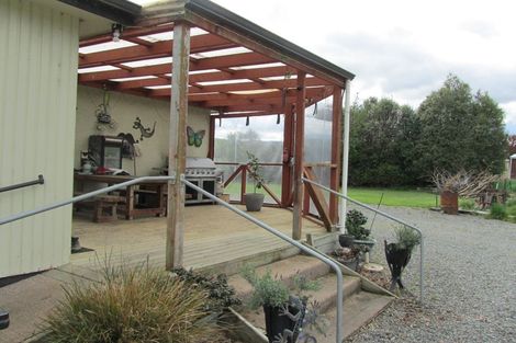 Photo of property in 32 Level Street, Dipton, 9791