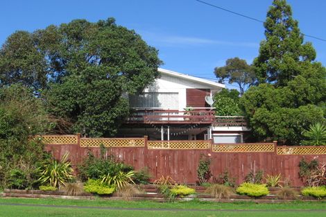 Photo of property in 13 Evans Road, Glen Eden, Auckland, 0602