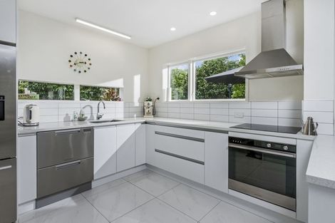 Photo of property in 2/21 Brook Street, Milford, Auckland, 0620