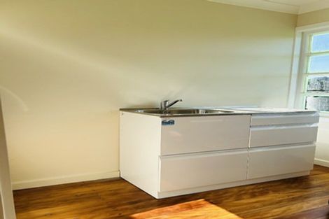 Photo of property in 184 Paparoa Station Road, Paparoa, 0571