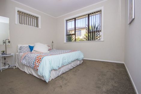 Photo of property in 13 Jenkins Place, Manurewa East, Auckland, 2102