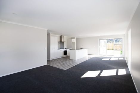 Photo of property in 19 Te Ara O Roimata, Wainuiomata, Lower Hutt, 5014