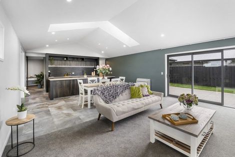 Photo of property in 159 Shillingford Boulevard, Rolleston, 7615