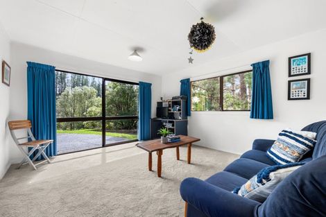 Photo of property in 70 Kaitoke Loop, Kaitoke, Upper Hutt, 5018