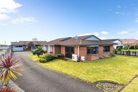 Photo of property in 4a Bolmuir Road, Forest Lake, Hamilton, 3200