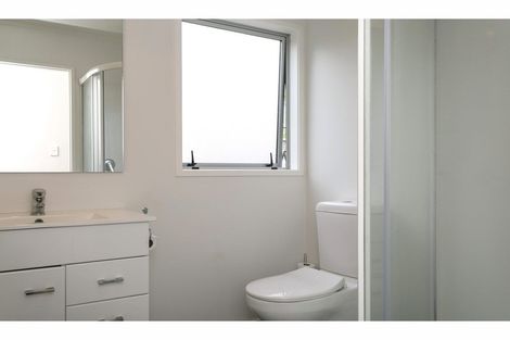 Photo of property in 35 Otupai Street, Two Mile Bay, Taupo, 3330