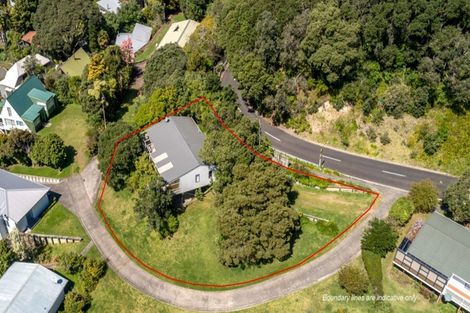 Photo of property in 325 Onemana Drive, Onemana, Whangamata, 3691