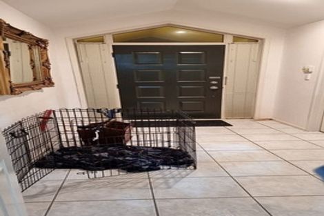 Photo of property in 3 Feeny Crescent, East Tamaki, Auckland, 2013