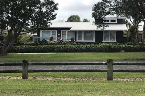 Photo of property in 1 Dorset Street, Opunake, 4616