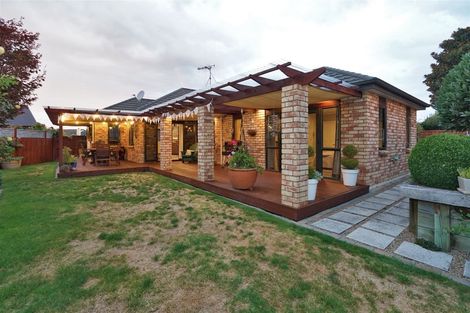 Photo of property in 10 Callum Court, Rototuna, Hamilton, 3210