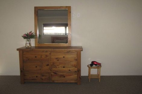 Photo of property in 54 Fairview Place, Havelock North, 4130