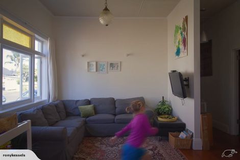 Photo of property in 9 Kinross White Street, Napier South, Napier, 4110