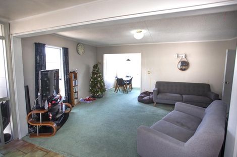 Photo of property in 103b Ocean Road, Whangamata, 3620