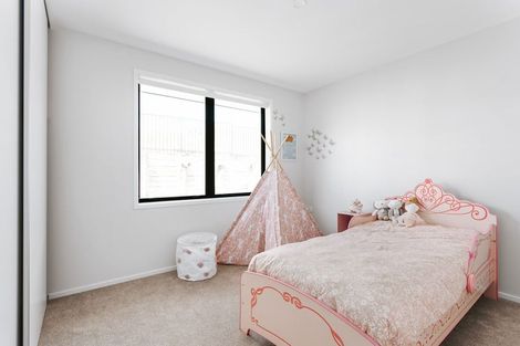 Photo of property in 22 Stingray Drive, Omokoroa, 3114