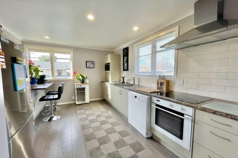 Photo of property in 15 Nevis Crescent, Tokoroa, 3420