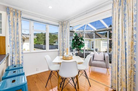 Photo of property in 45a Oxford Street, Tawa, Wellington, 5028