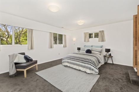 Photo of property in 205 Miromiro Road, Normandale, Lower Hutt, 5010