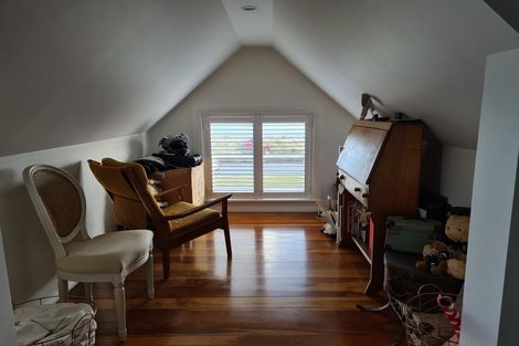 Photo of property in 227 The Esplanade, Petone, Lower Hutt, 5012