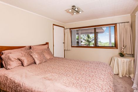 Photo of property in 26 Lewis Street, Blockhouse Bay, Auckland, 0600