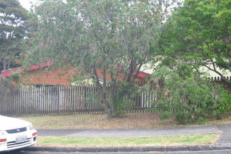 Photo of property in 35 Hiwihau Place, Glenfield, Auckland, 0629