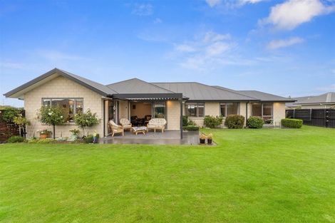Photo of property in 46 Watkins Drive, Rangiora, 7400
