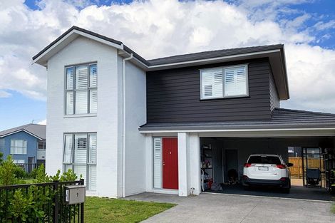 Photo of property in 9 Arthur Rolfe Lane, Swanson, Auckland, 0614