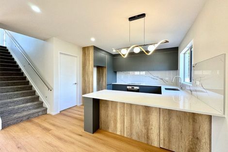 Photo of property in 118 Pigeon Mountain Road, Half Moon Bay, Auckland, 2012