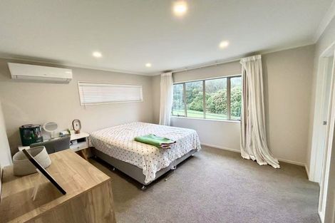 Photo of property in 103 Baverstock Road, Flat Bush, Auckland, 2016