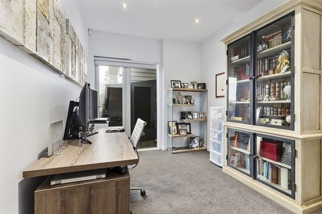 Photo of property in 11 Captain Edward Daniell Drive, Ngaio, Wellington, 6035