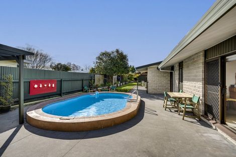 Photo of property in 12b Avondale Road, Taradale, Napier, 4112