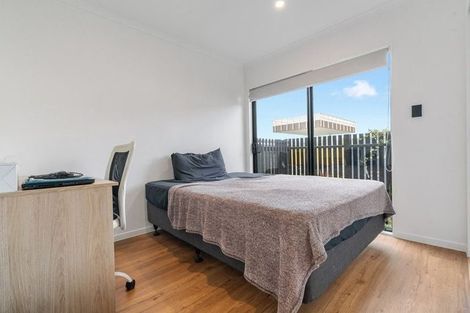Photo of property in 7/25 Griffen Park Road, Mount Roskill, Auckland, 1041