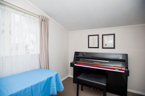 Photo of property in 2 Redmond Street, Elgin, Gisborne, 4010