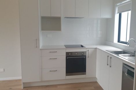 Photo of property in 6/15 Sunhill Road, Sunnyvale, Auckland, 0612