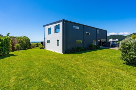 Photo of property in 7 Ocean Vista Lane, Paraparaumu, 5032