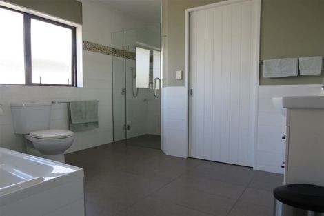 Photo of property in 63a Winchester Street, Levin, 5510