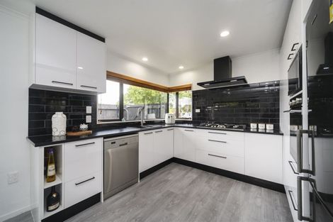 Photo of property in 141 Te Awe Awe Street, Hokowhitu, Palmerston North, 4410