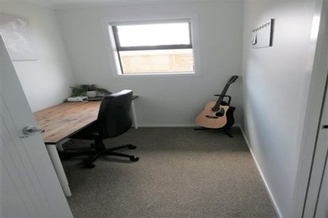 Photo of property in 90 Pakanga Grove, Pyes Pa, Tauranga, 3112