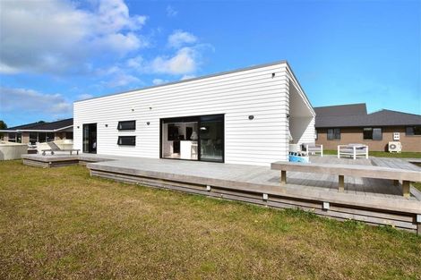 Photo of property in 1/16 Dune View Drive, Mangawhai, 0505