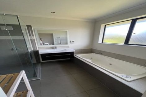 Photo of property in 8 Handley Crescent, Wigram, Christchurch, 8042