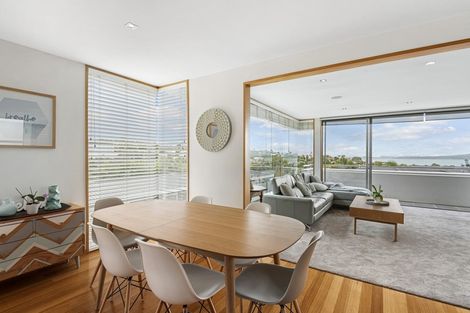 Photo of property in 2/55 Parr Terrace, Castor Bay, Auckland, 0620