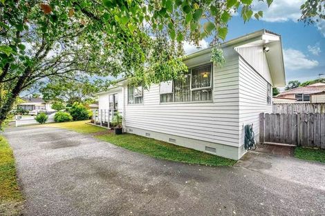 Photo of property in 4 Tangelo Place, Bucklands Beach, Auckland, 2012