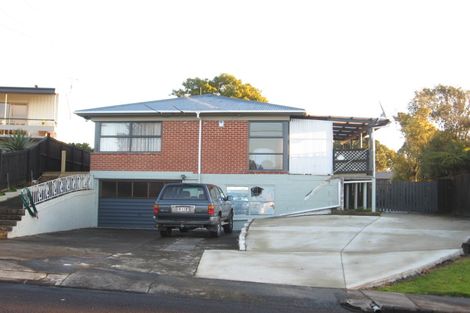 Photo of property in 5 Lynmore Drive, Hillpark, Auckland, 2102