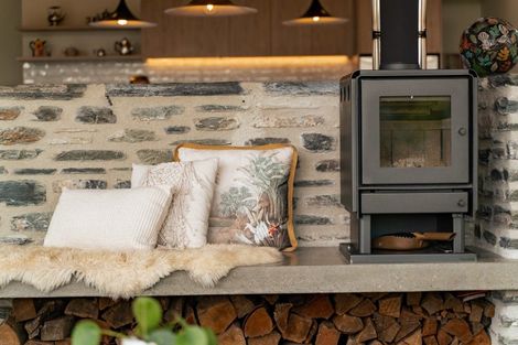 Photo of property in 10 Double Cone Road, Jacks Point, Queenstown, 9371